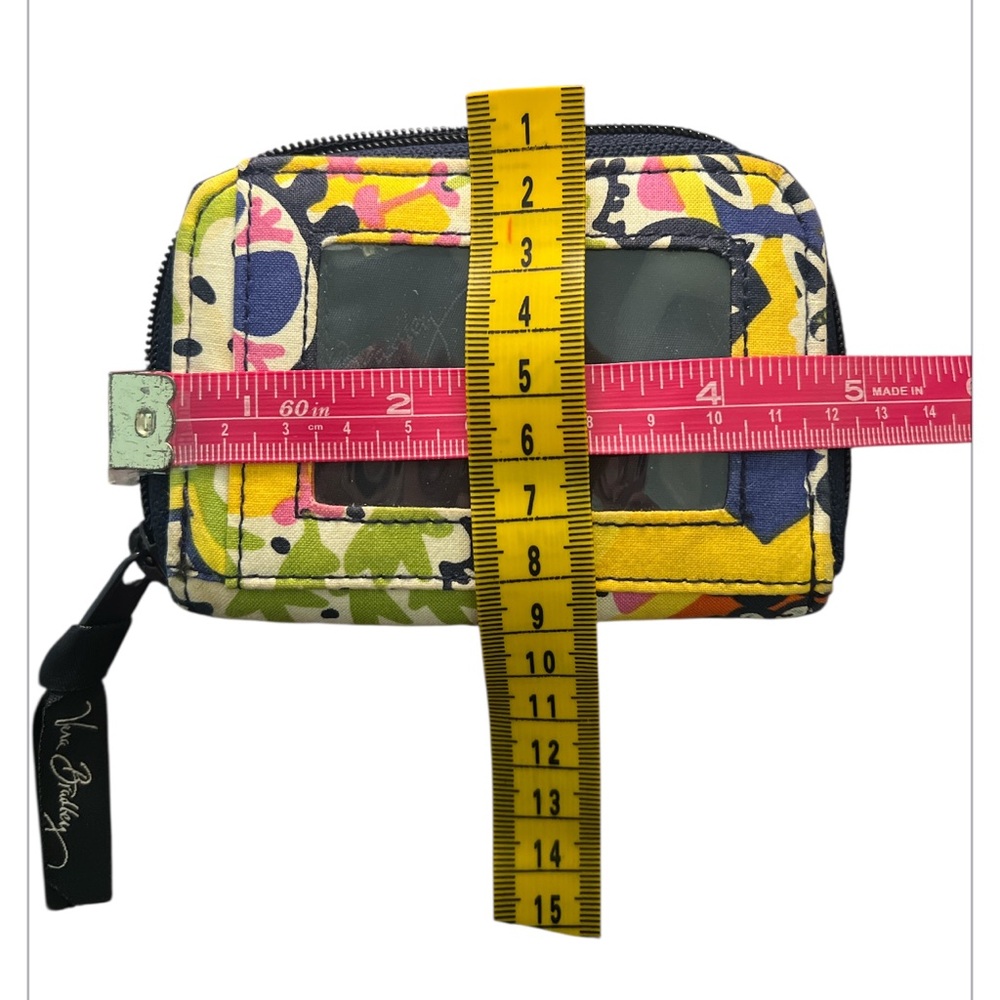 Vera Bradley Zip ID Wallet Case Wristlet Floral Print Window ID Holder - Picture 4 of 4